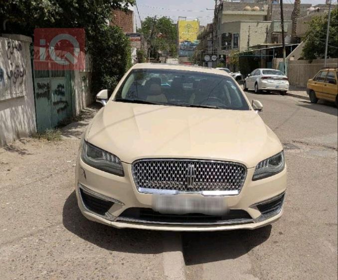 لینکۆڵن MKZ